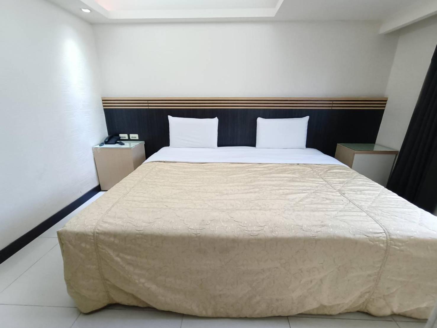 Guide Hotel Taoyuan Fuxing Zimmer foto
