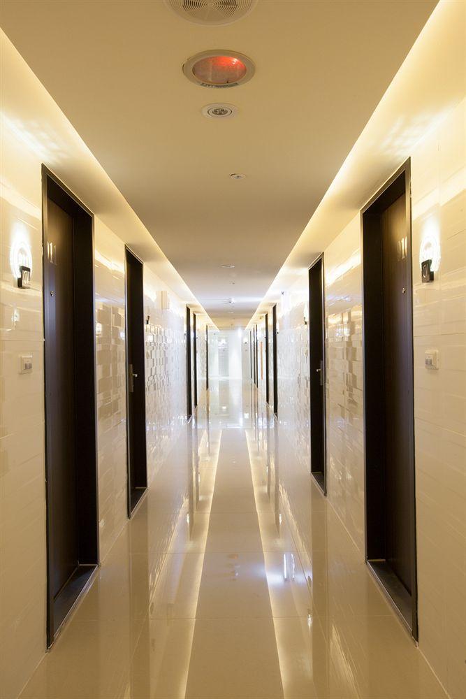 Guide Hotel Taoyuan Fuxing Exterior foto