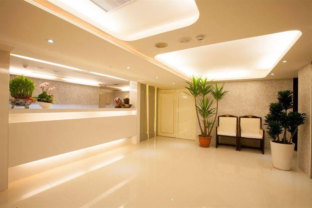 Guide Hotel Taoyuan Fuxing Exterior foto